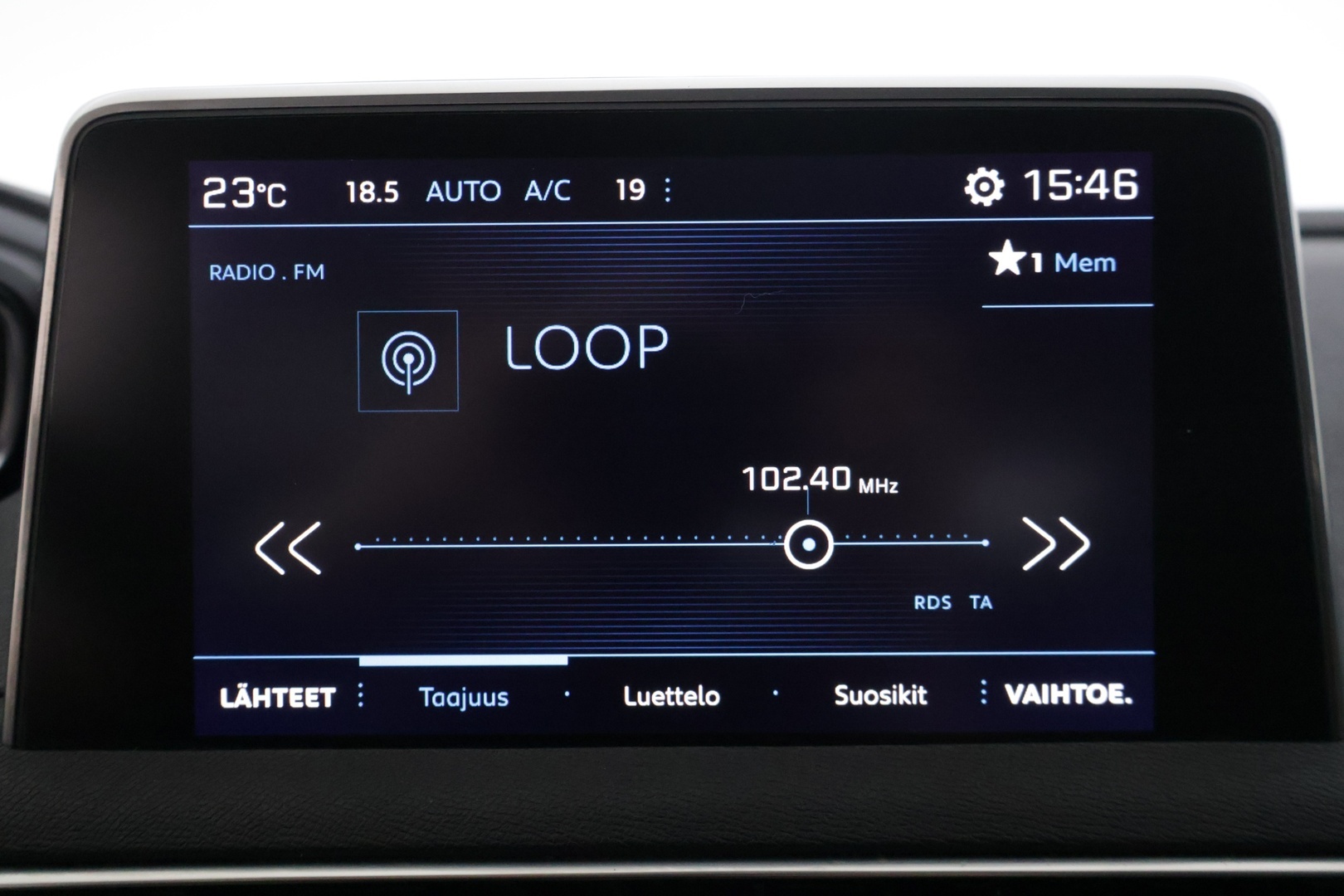 PEUGEOT 3008 2018
