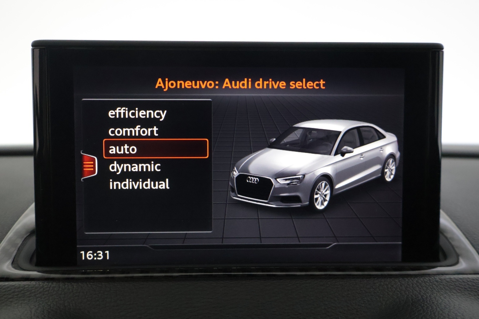 AUDI A3 2017