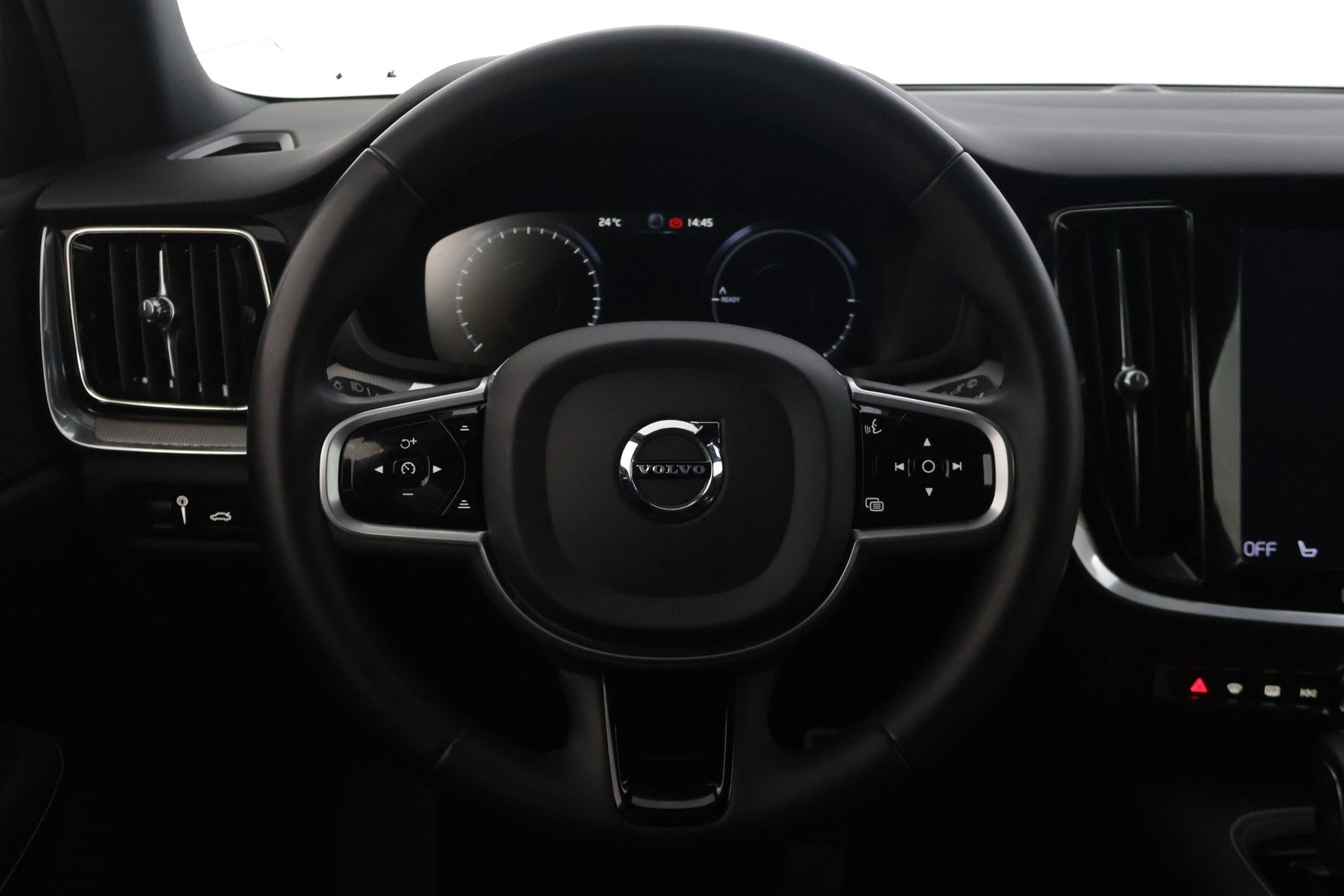 VOLVO V60 2022