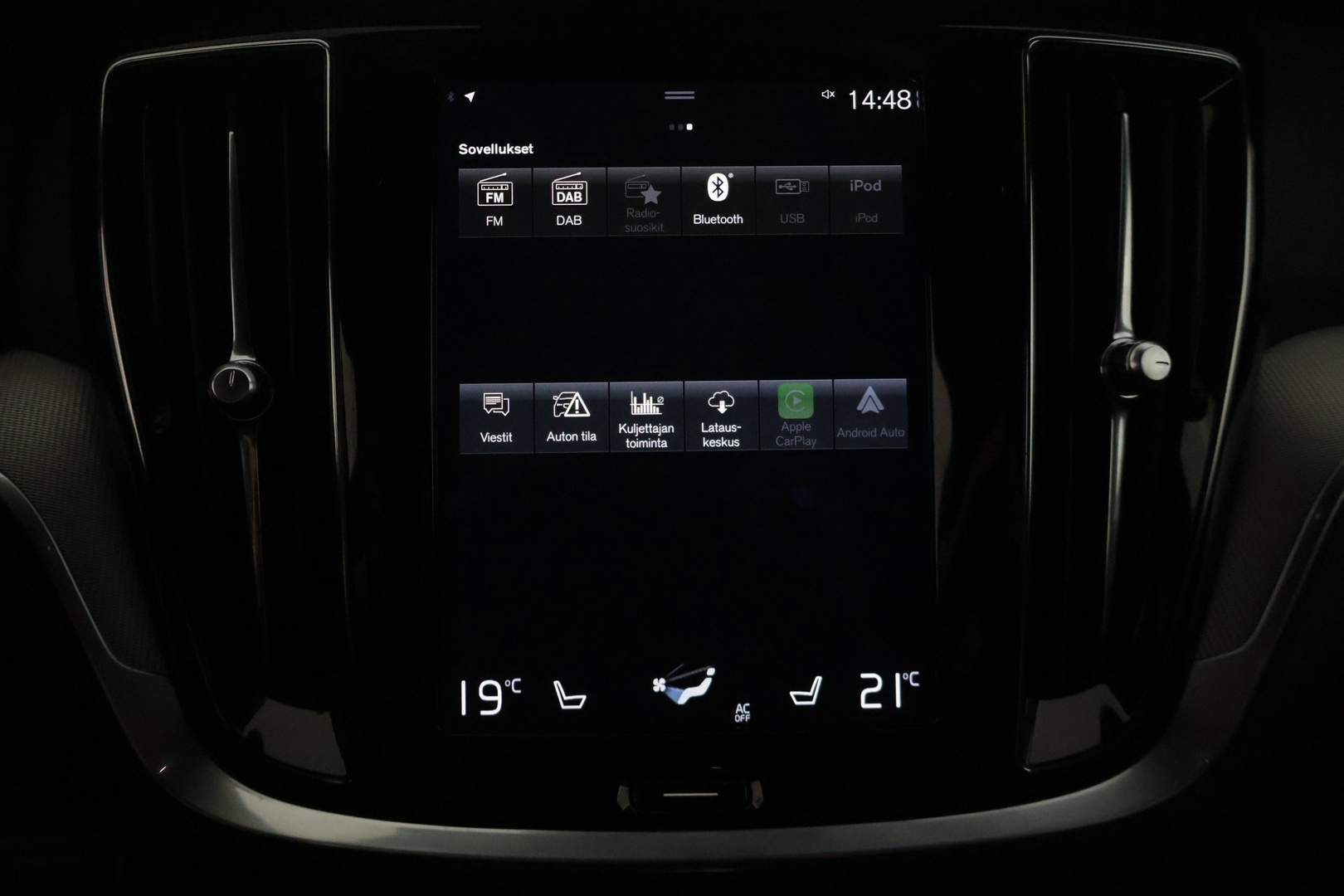VOLVO V60 2022