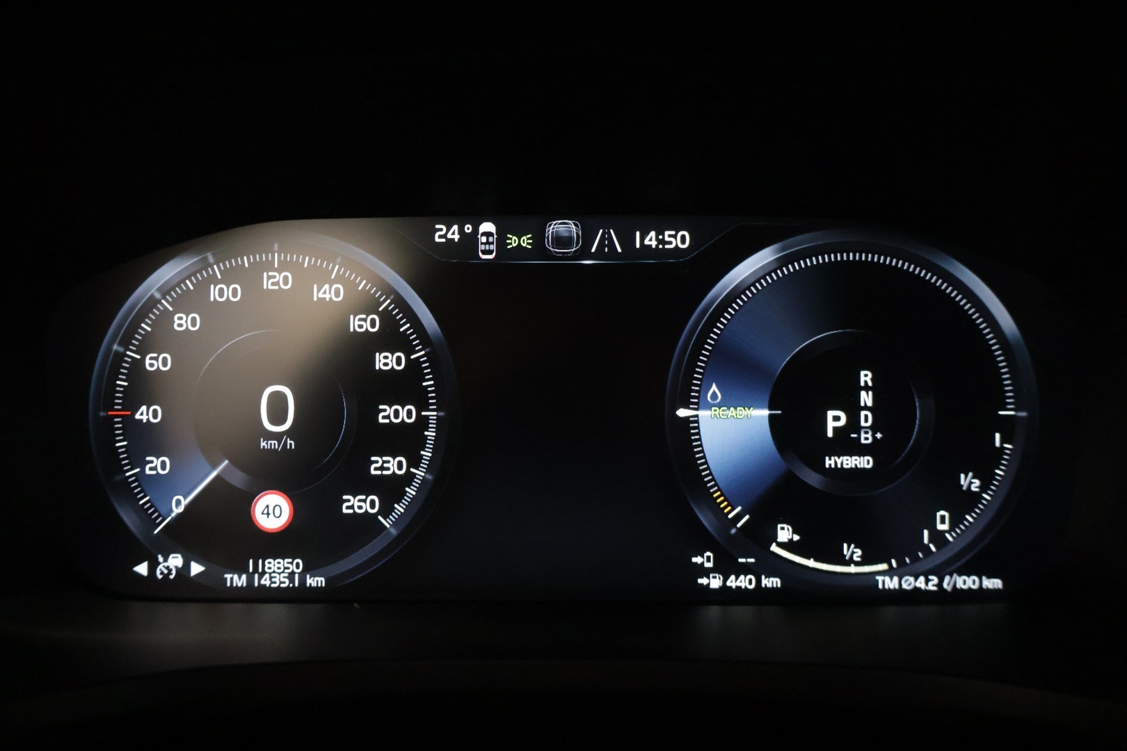 VOLVO V60 2022