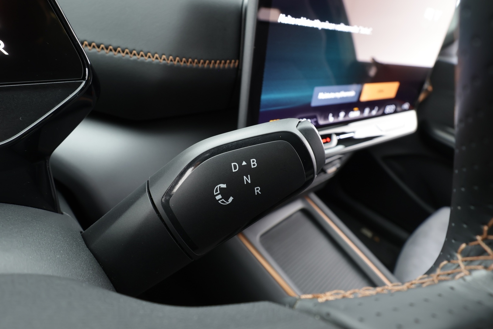 CUPRA Born 2025