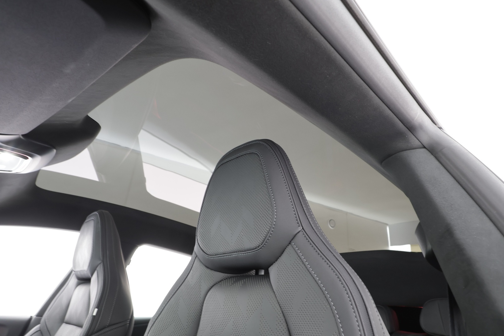 POLESTAR 4 2024