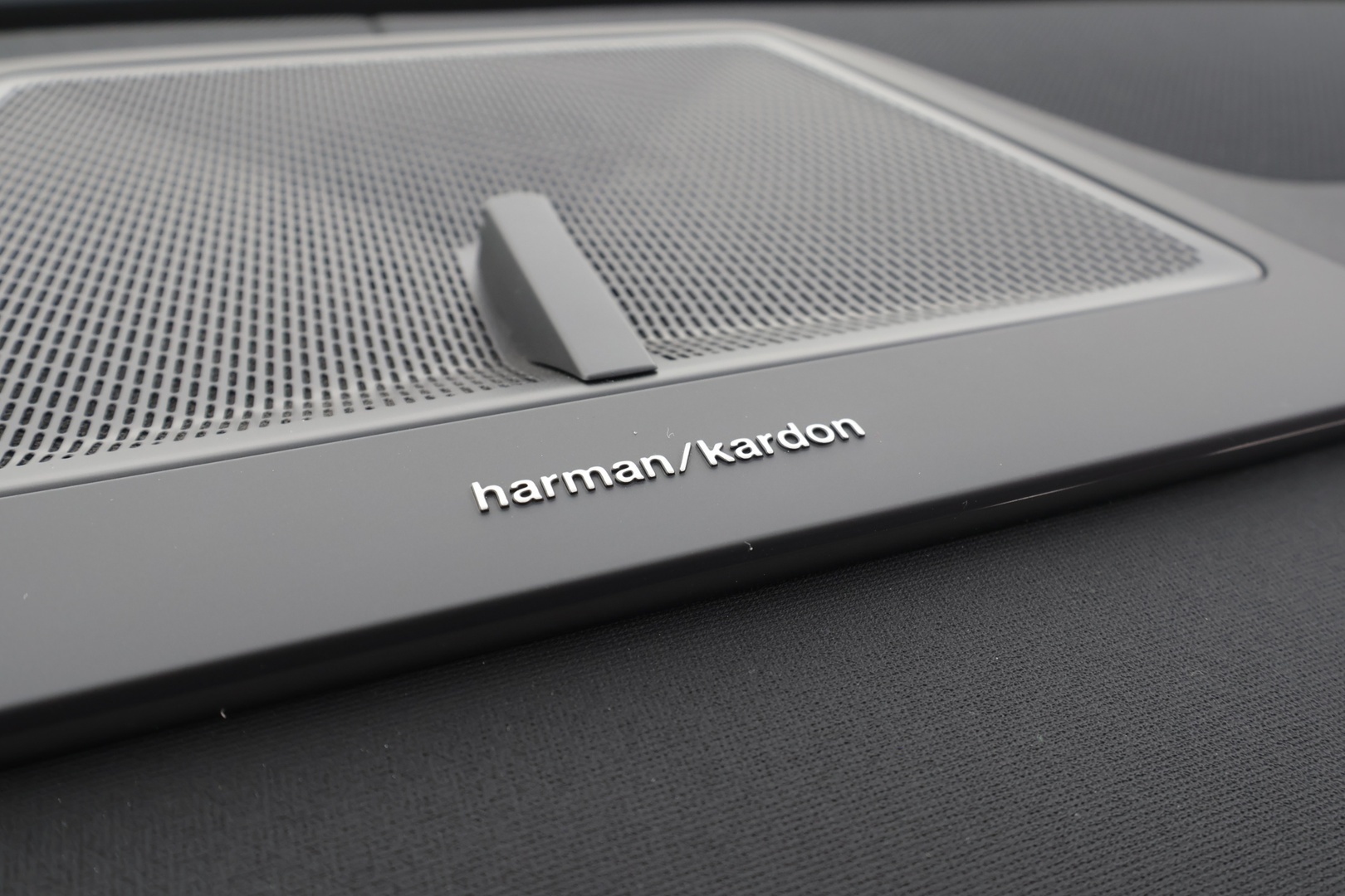 POLESTAR 4 2024