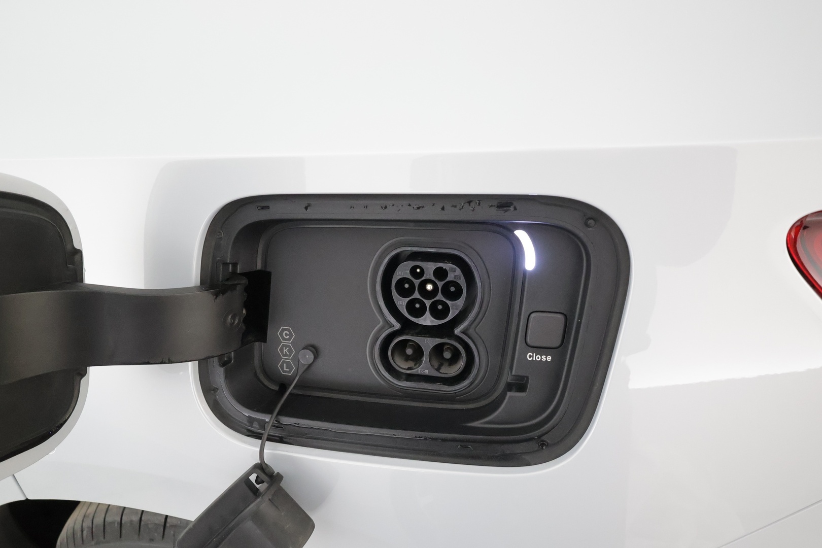 POLESTAR 4 2024