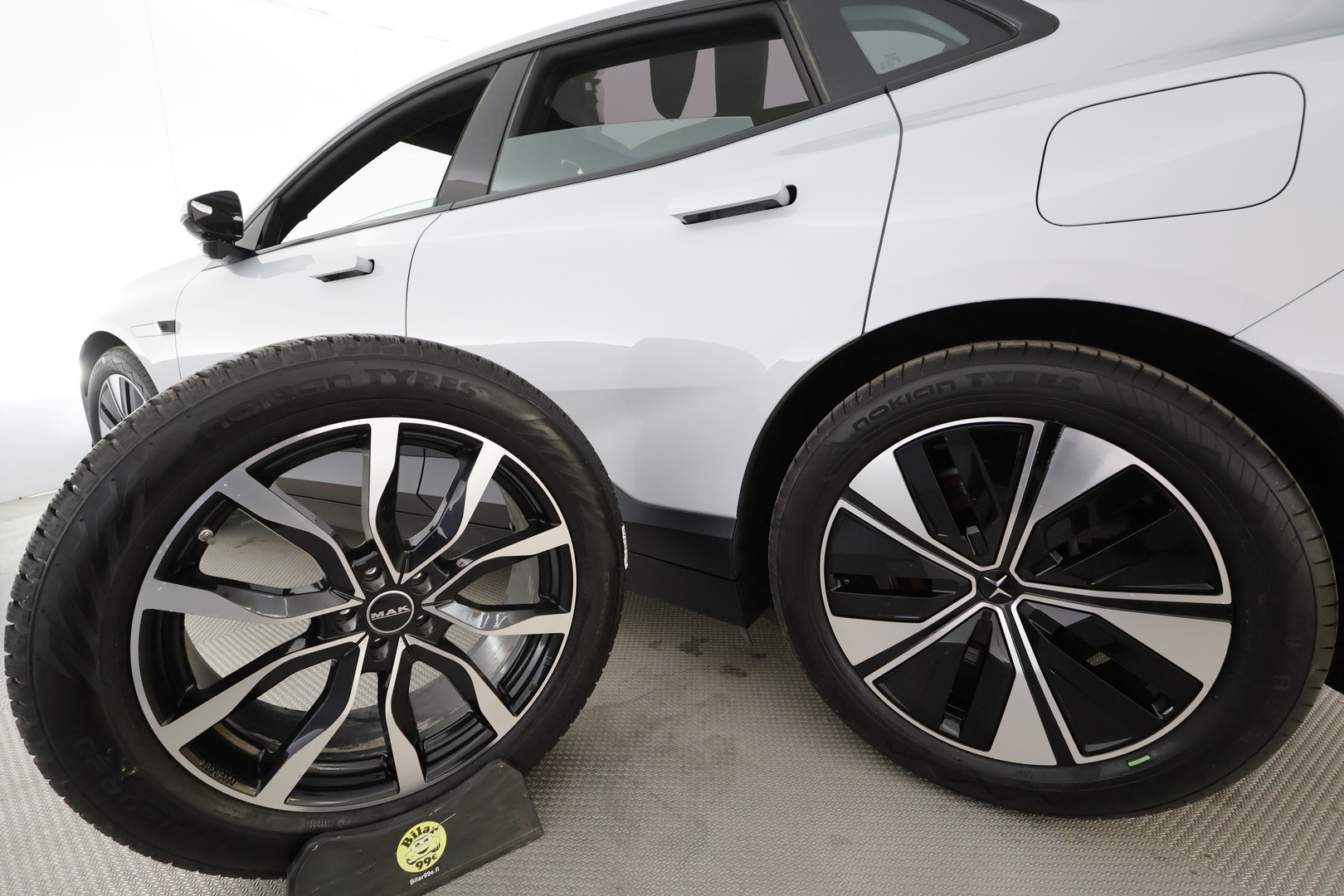 POLESTAR 4 2024