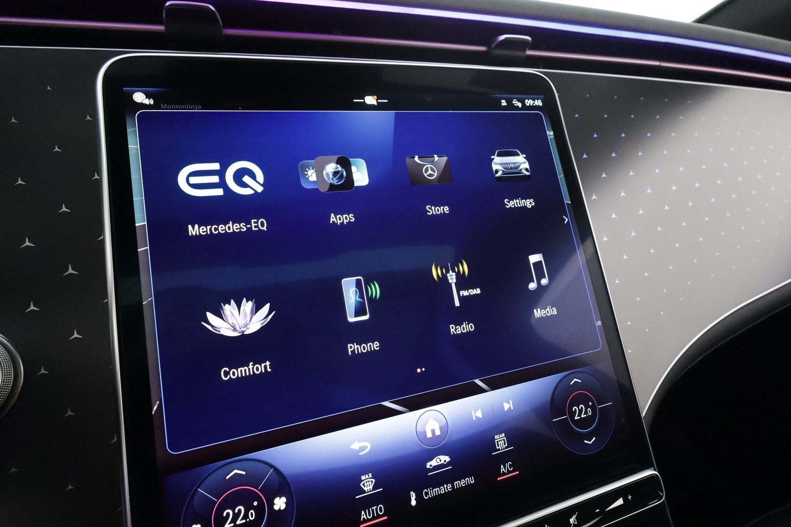 MERCEDES-BENZ EQE SUV 2024
