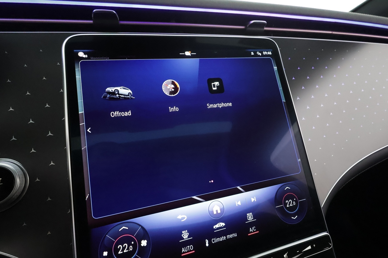 MERCEDES-BENZ EQE SUV 2024