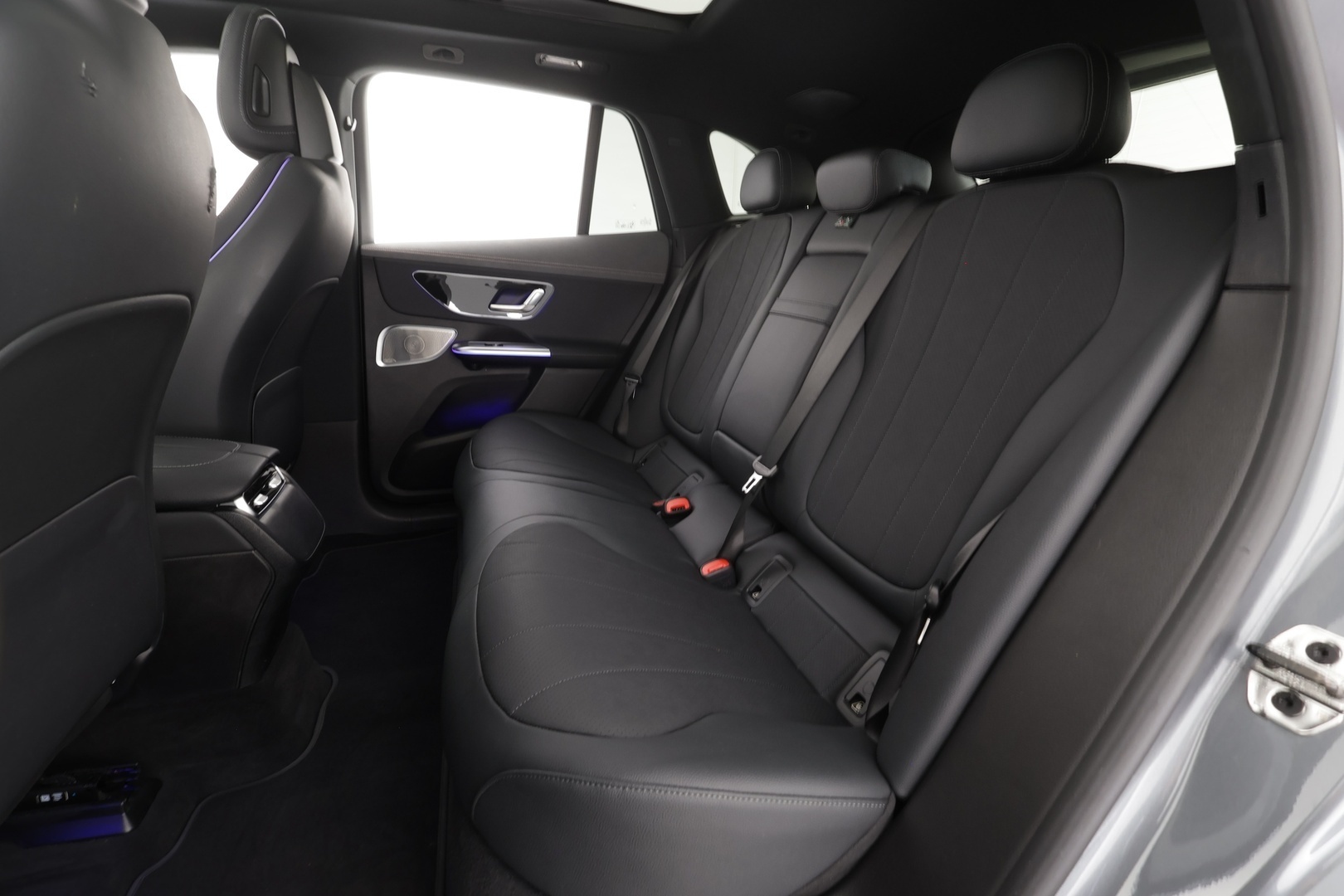 MERCEDES-BENZ EQE SUV 2024