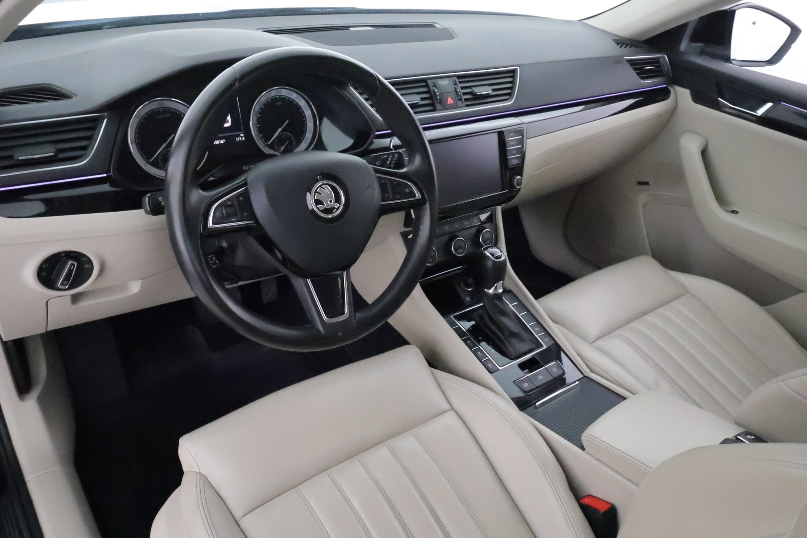 SKODA Superb 2017
