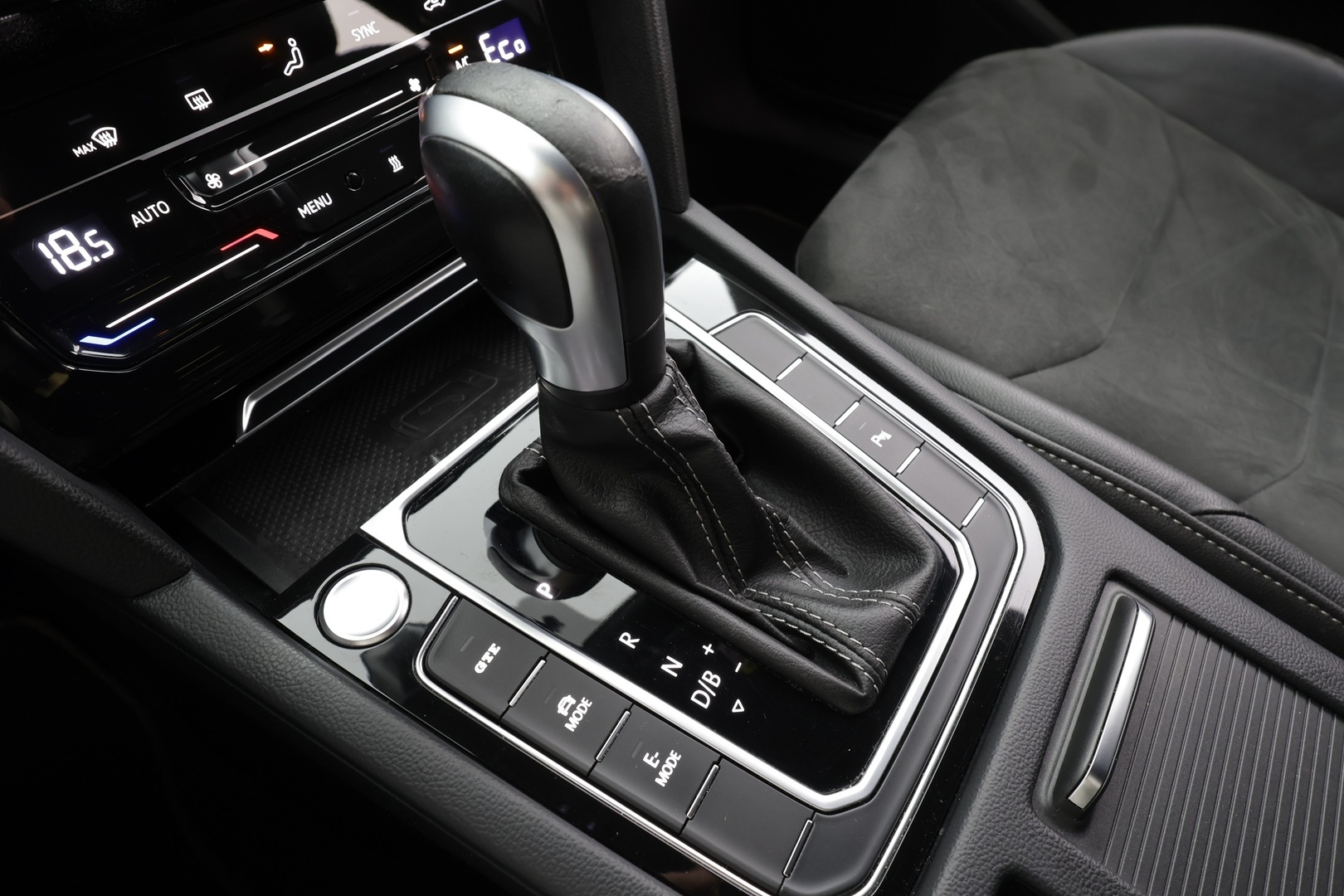 VOLKSWAGEN Arteon 2021