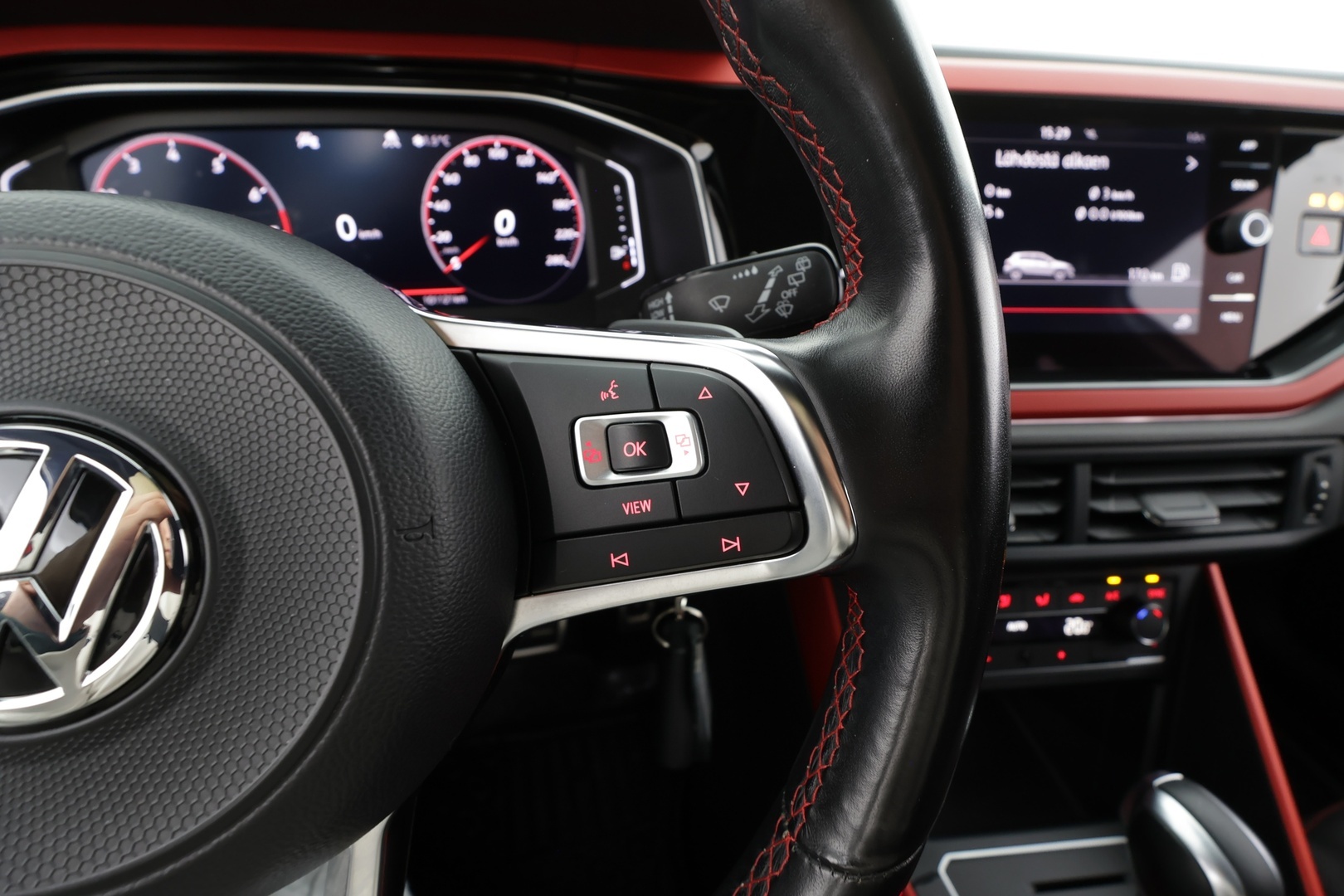 VOLKSWAGEN Polo 2020