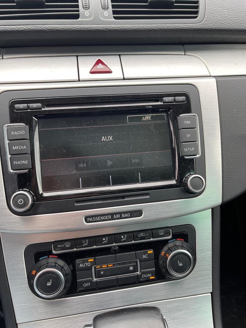 VOLKSWAGEN Passat CC 2010