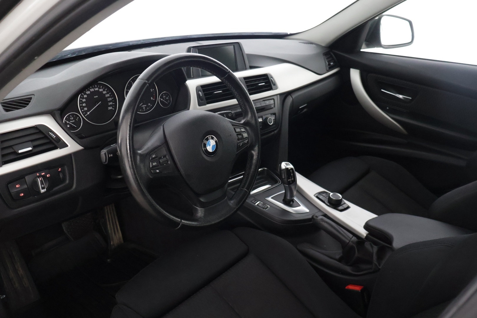 BMW 318 2014