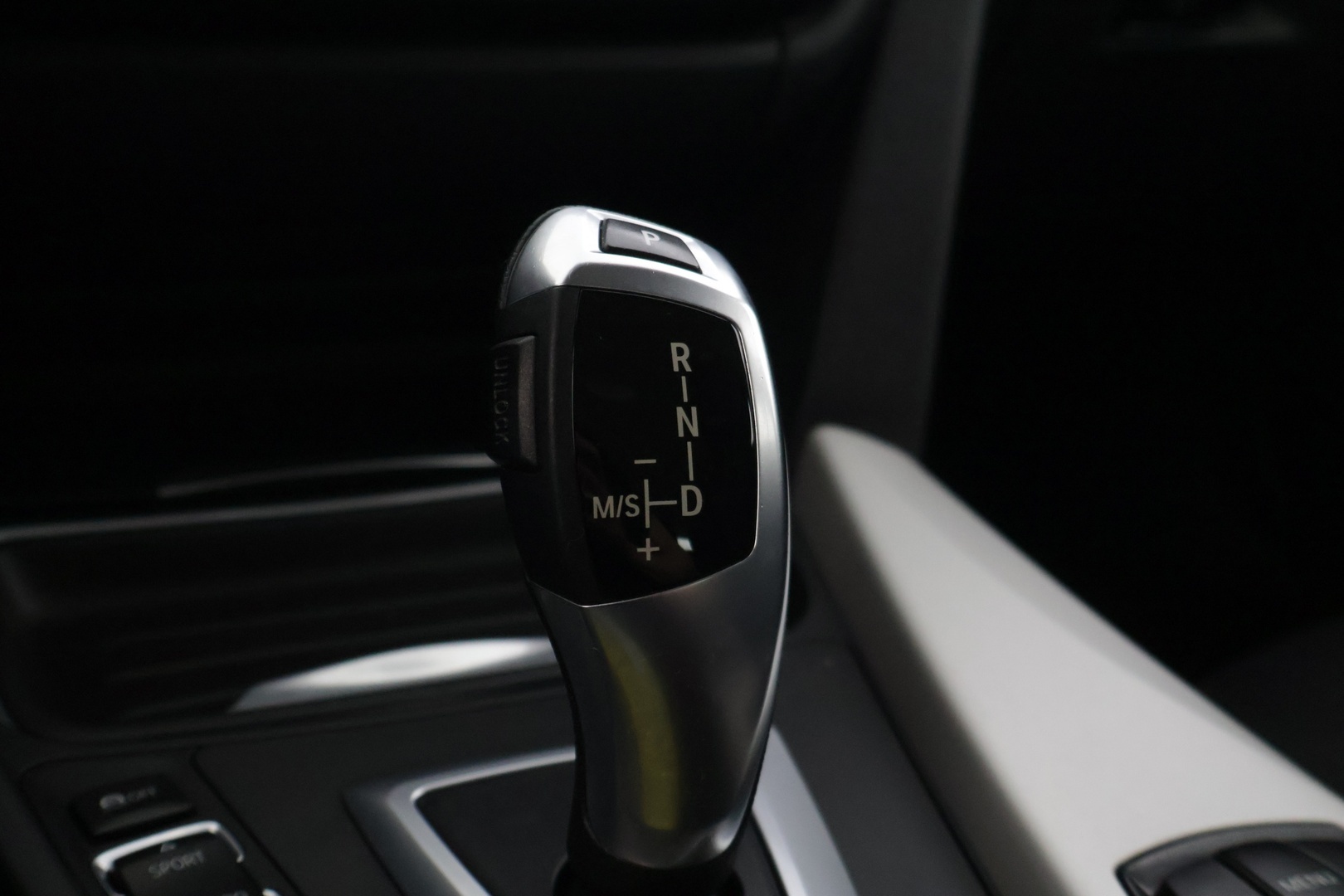 BMW 318 2014
