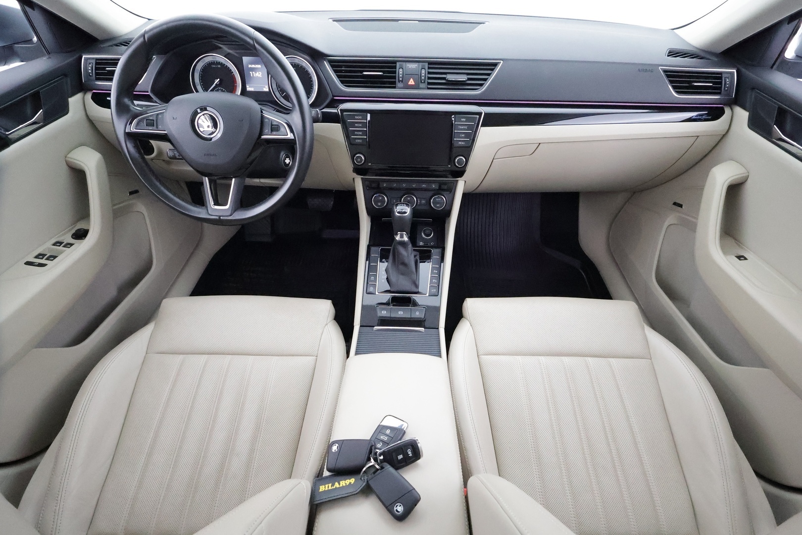 SKODA Superb 2017