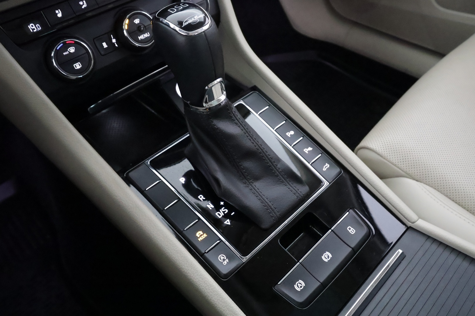 SKODA Superb 2017