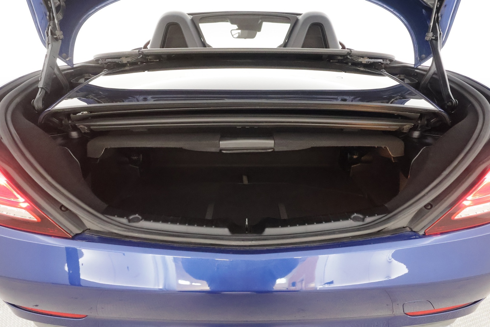 MERCEDES-BENZ SLC 2016