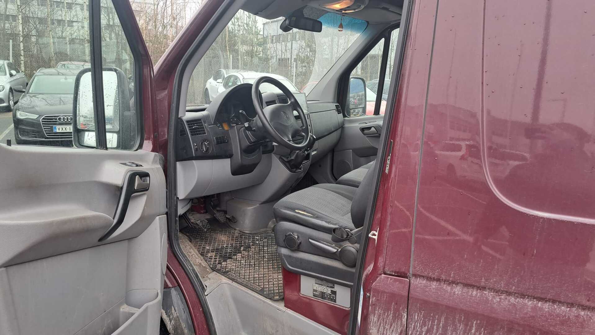 MERCEDES-BENZ Sprinter 2013