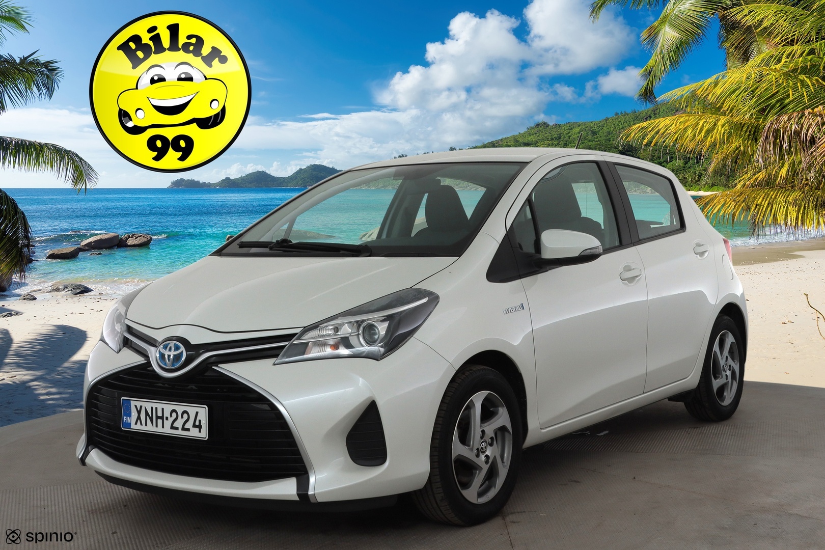 TOYOTA Yaris 2015