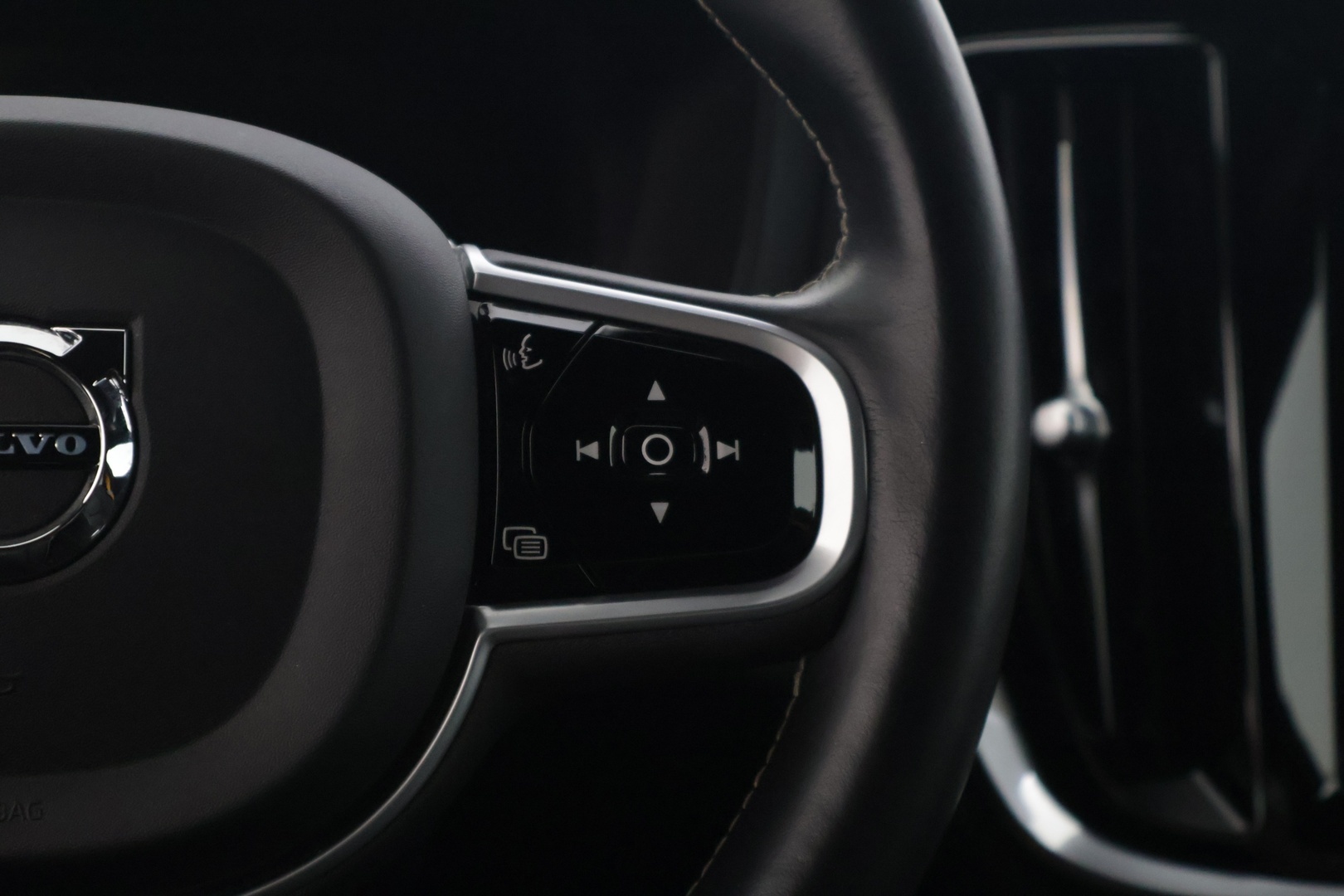 VOLVO S60 2021