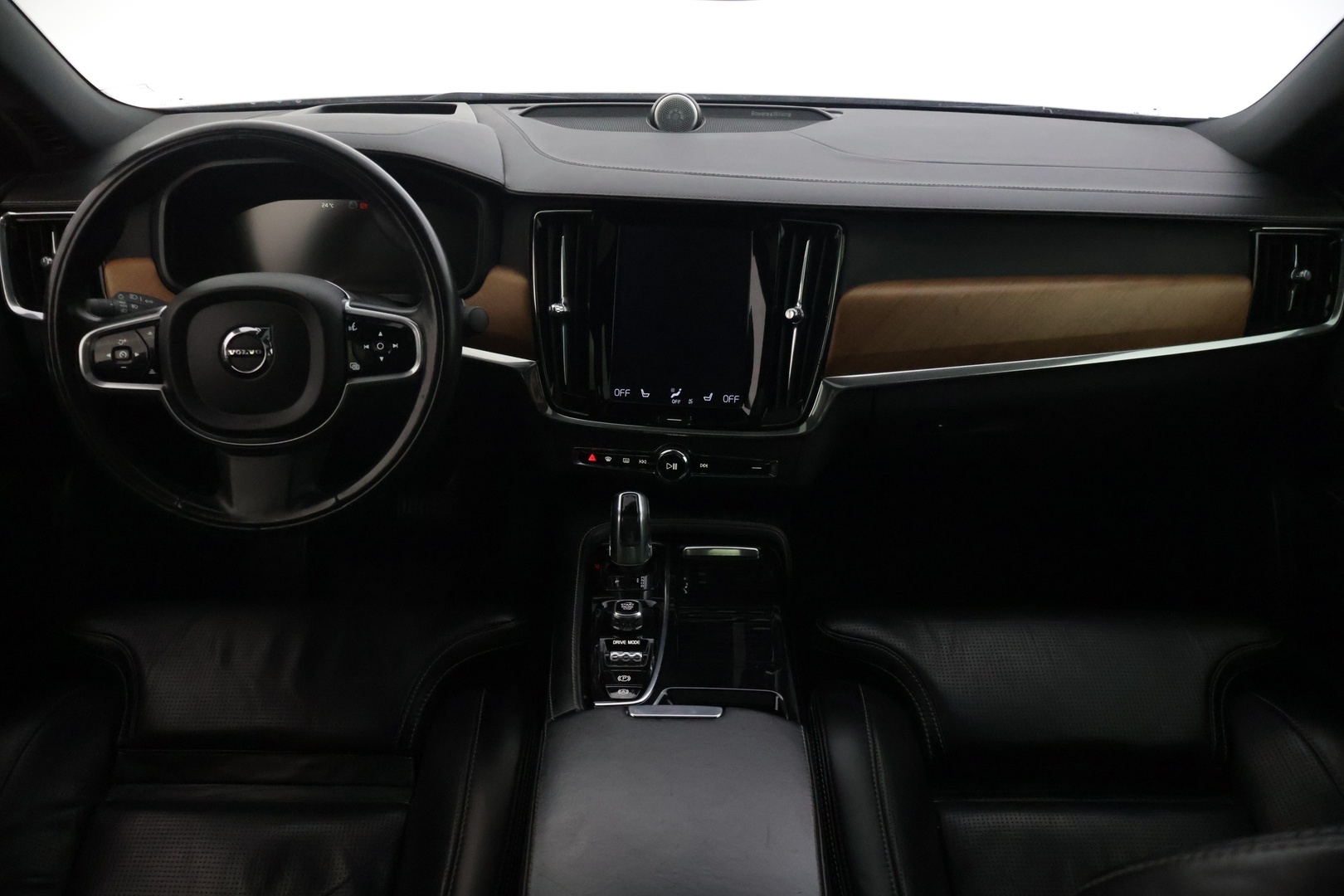 VOLVO S90 2017