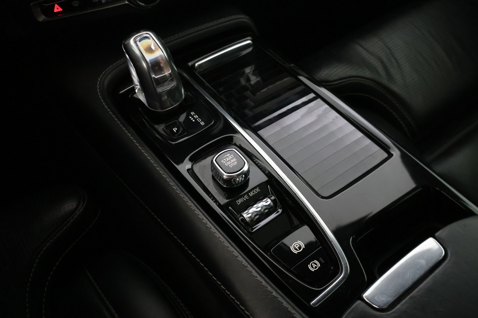 VOLVO S90 2017