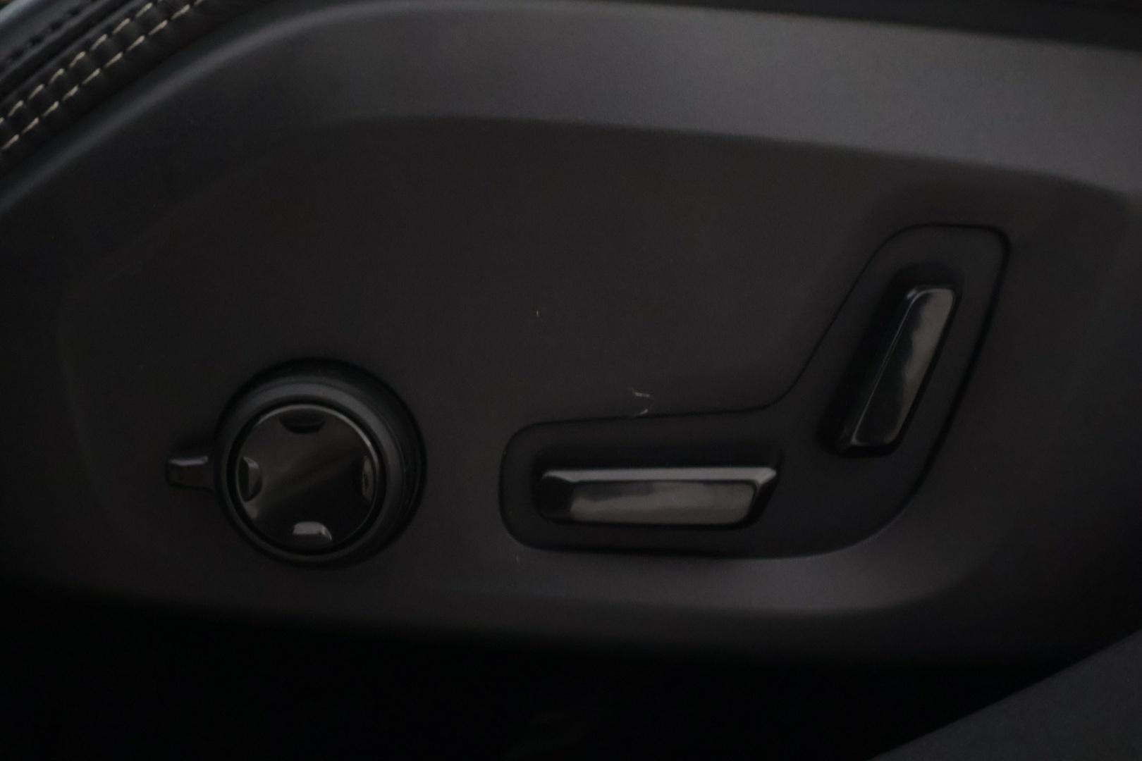 VOLVO S90 2017