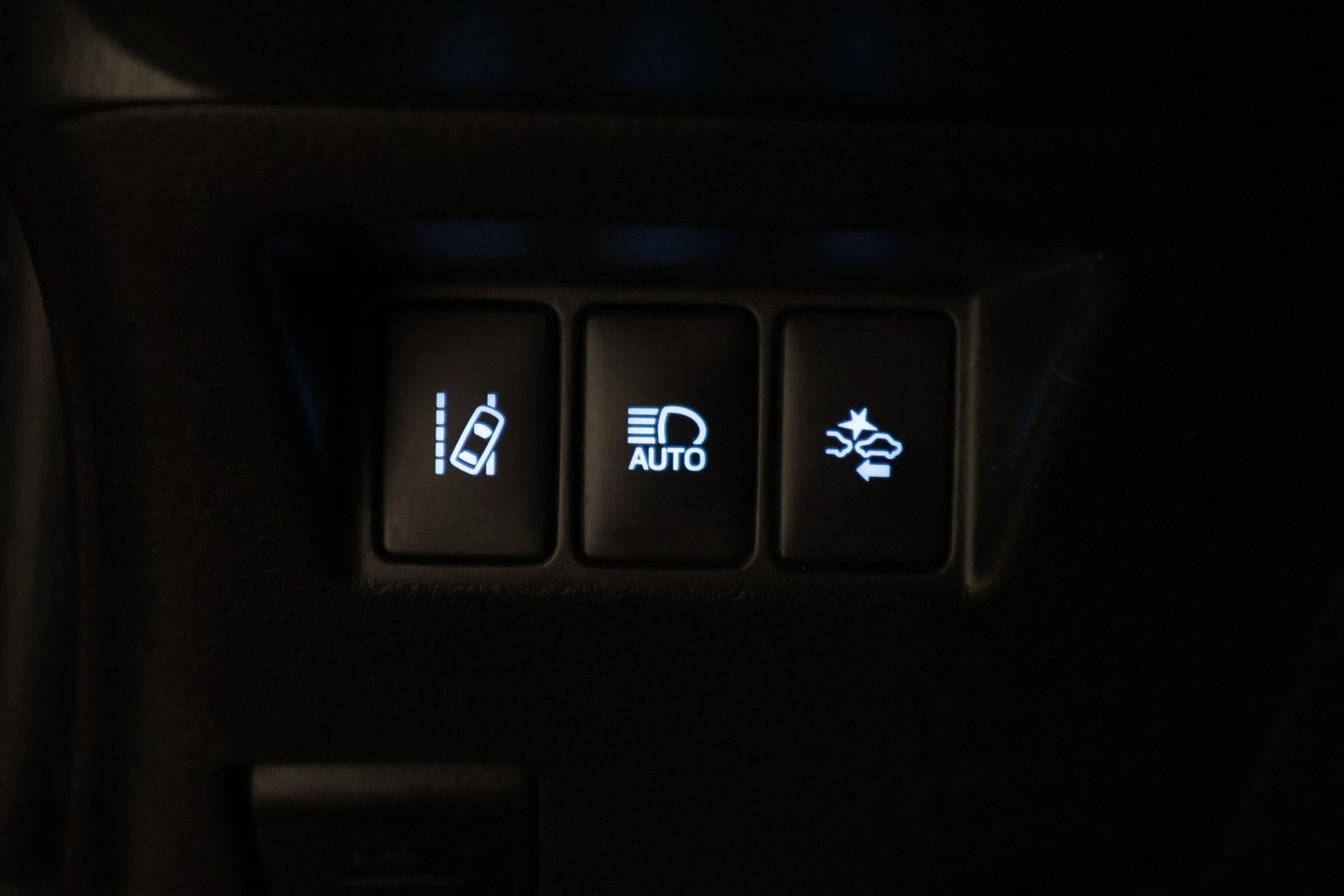 TOYOTA Yaris 2017