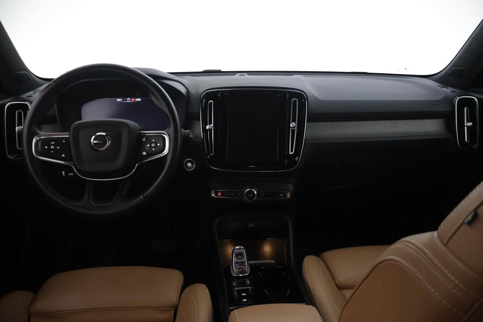 VOLVO XC40 2021