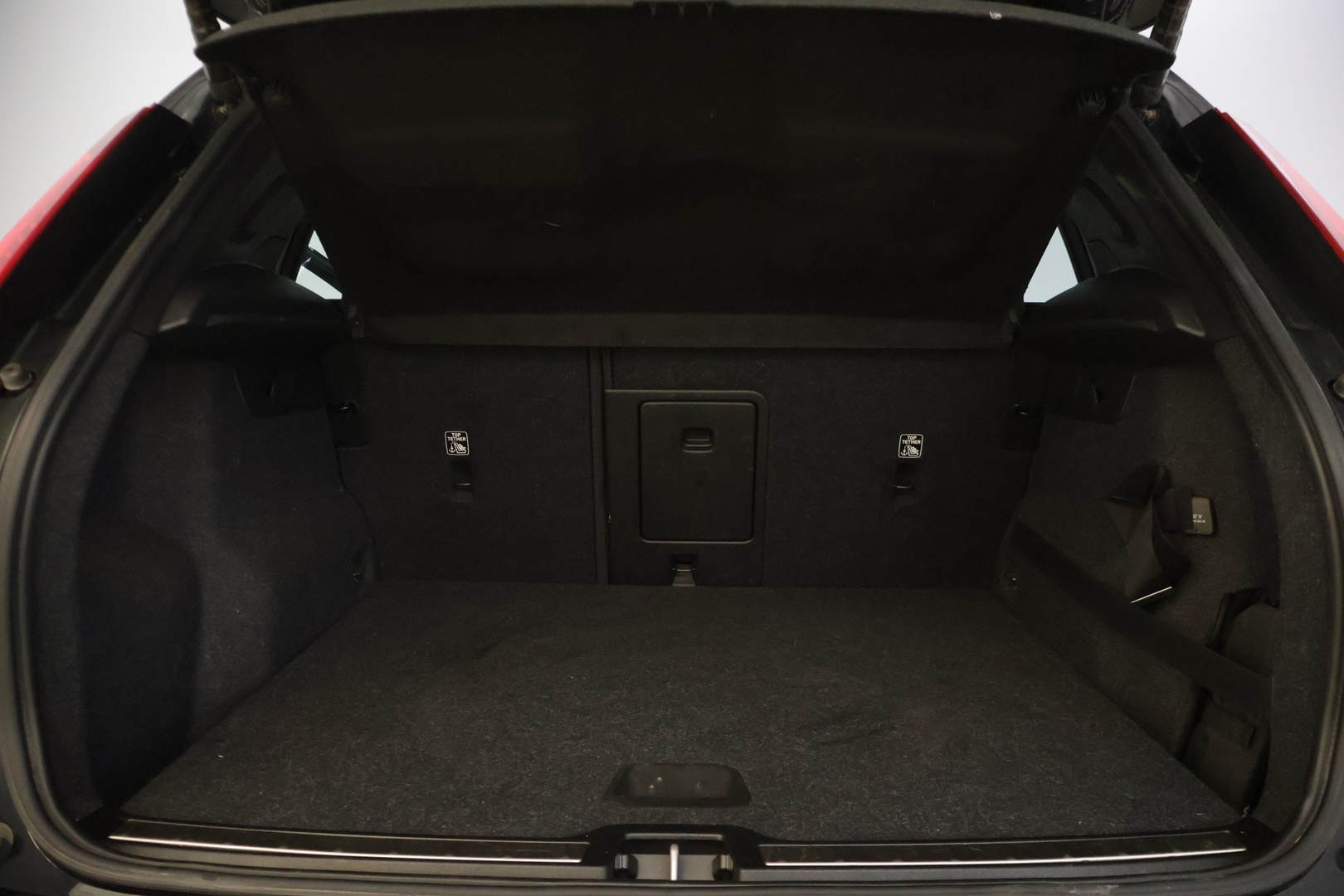 VOLVO XC40 2021