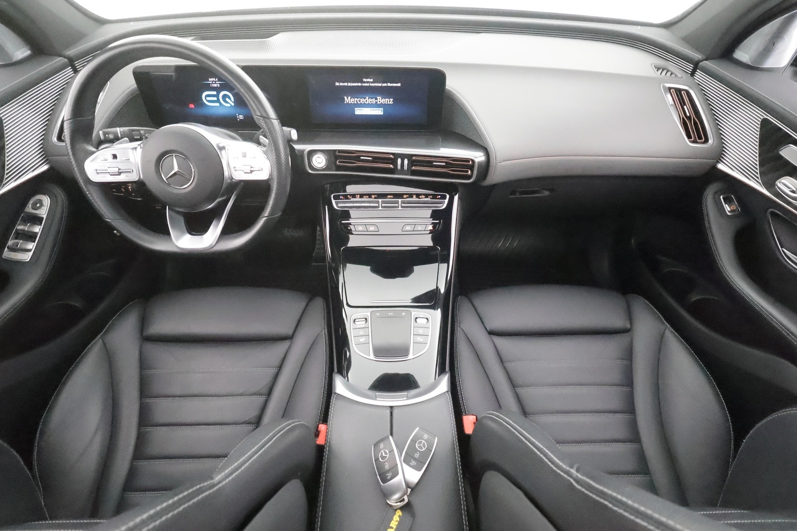 MERCEDES-BENZ EQC 2021