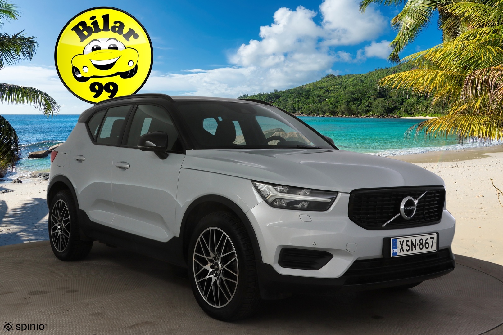 VOLVO XC40 2022