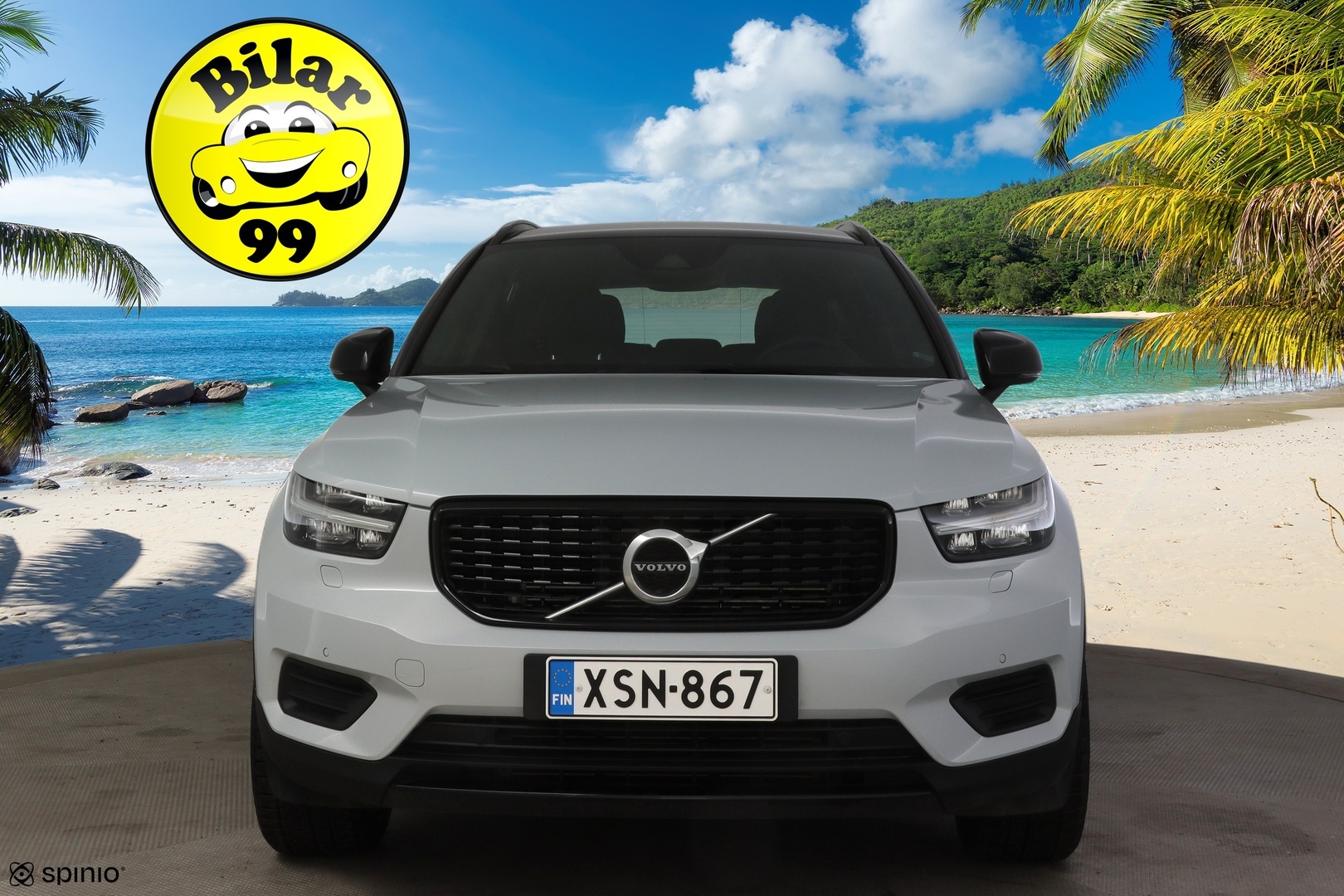 VOLVO XC40 2022