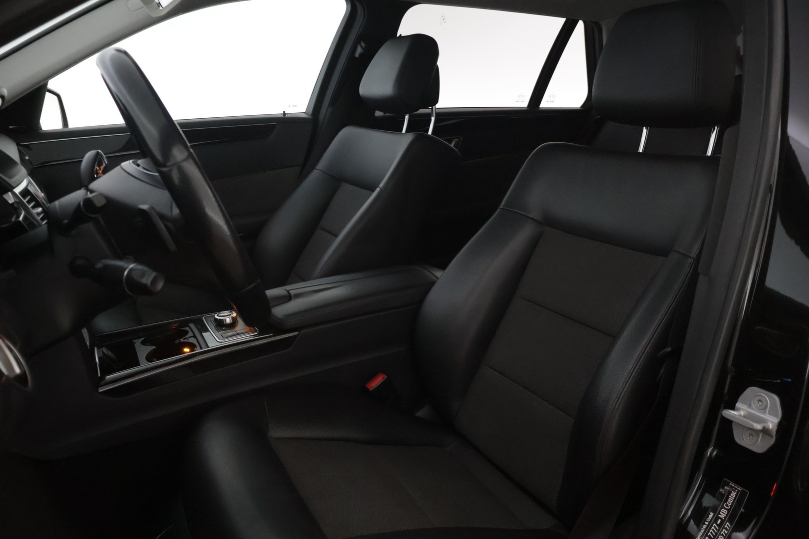 MERCEDES-BENZ E 2012