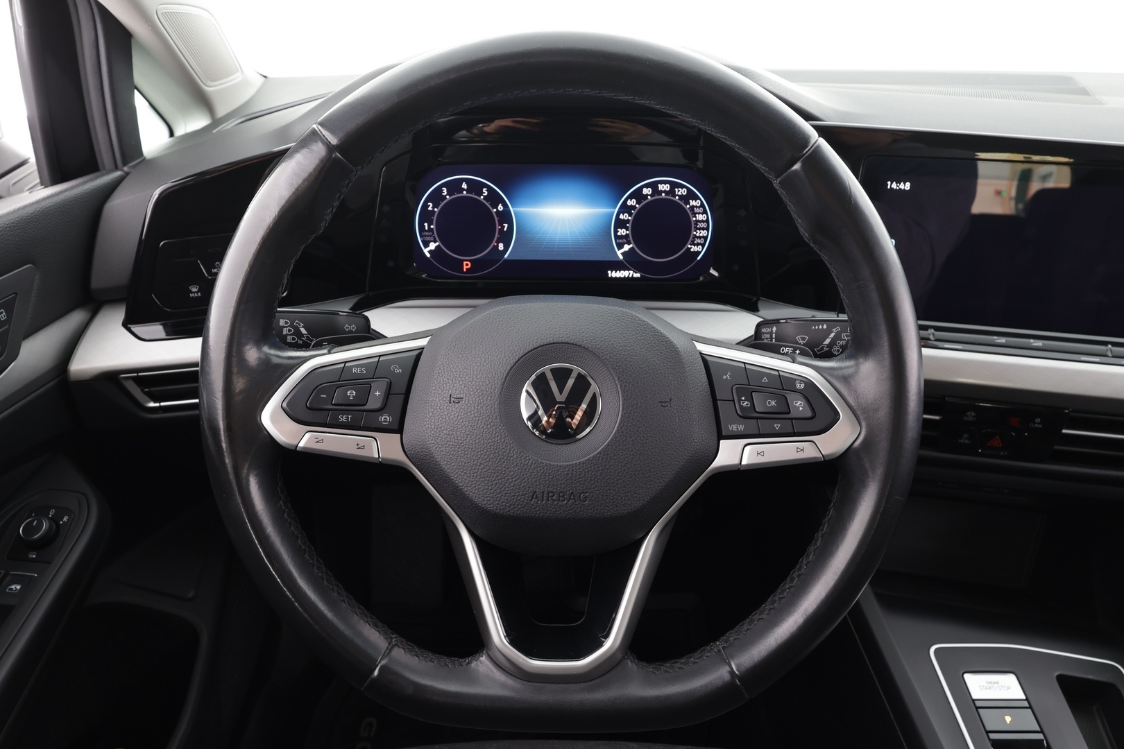 VOLKSWAGEN Golf 2021