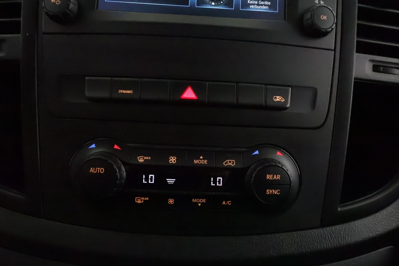 MERCEDES-BENZ Vito 2024