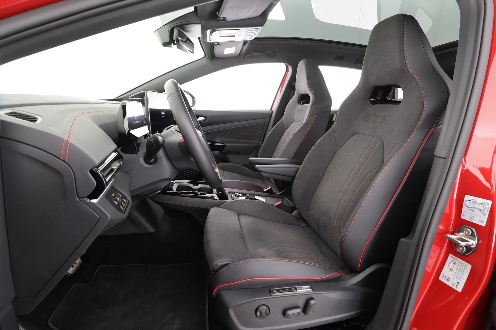 VOLKSWAGEN ID.4 2025