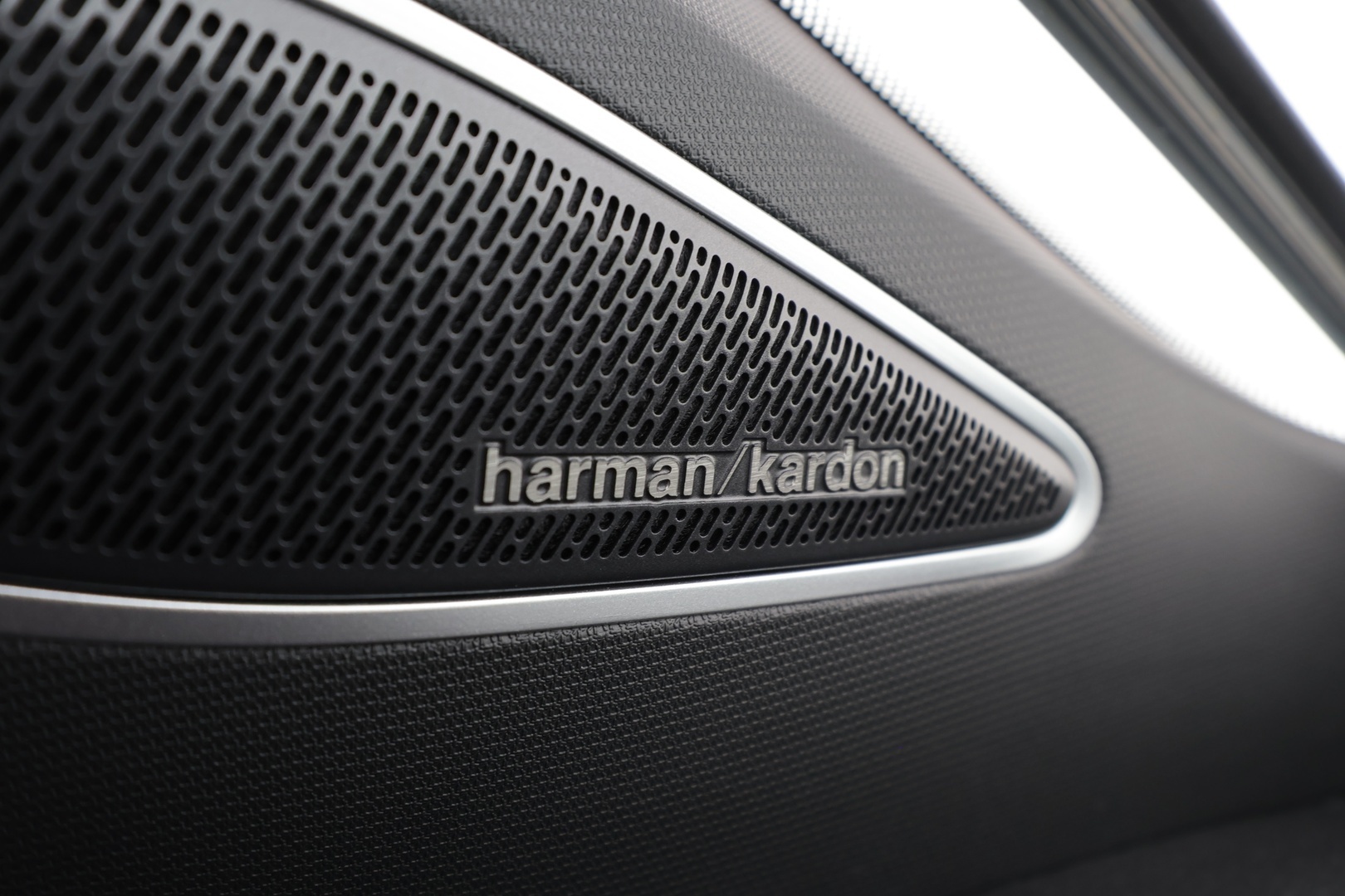 VOLKSWAGEN ID.4 2025