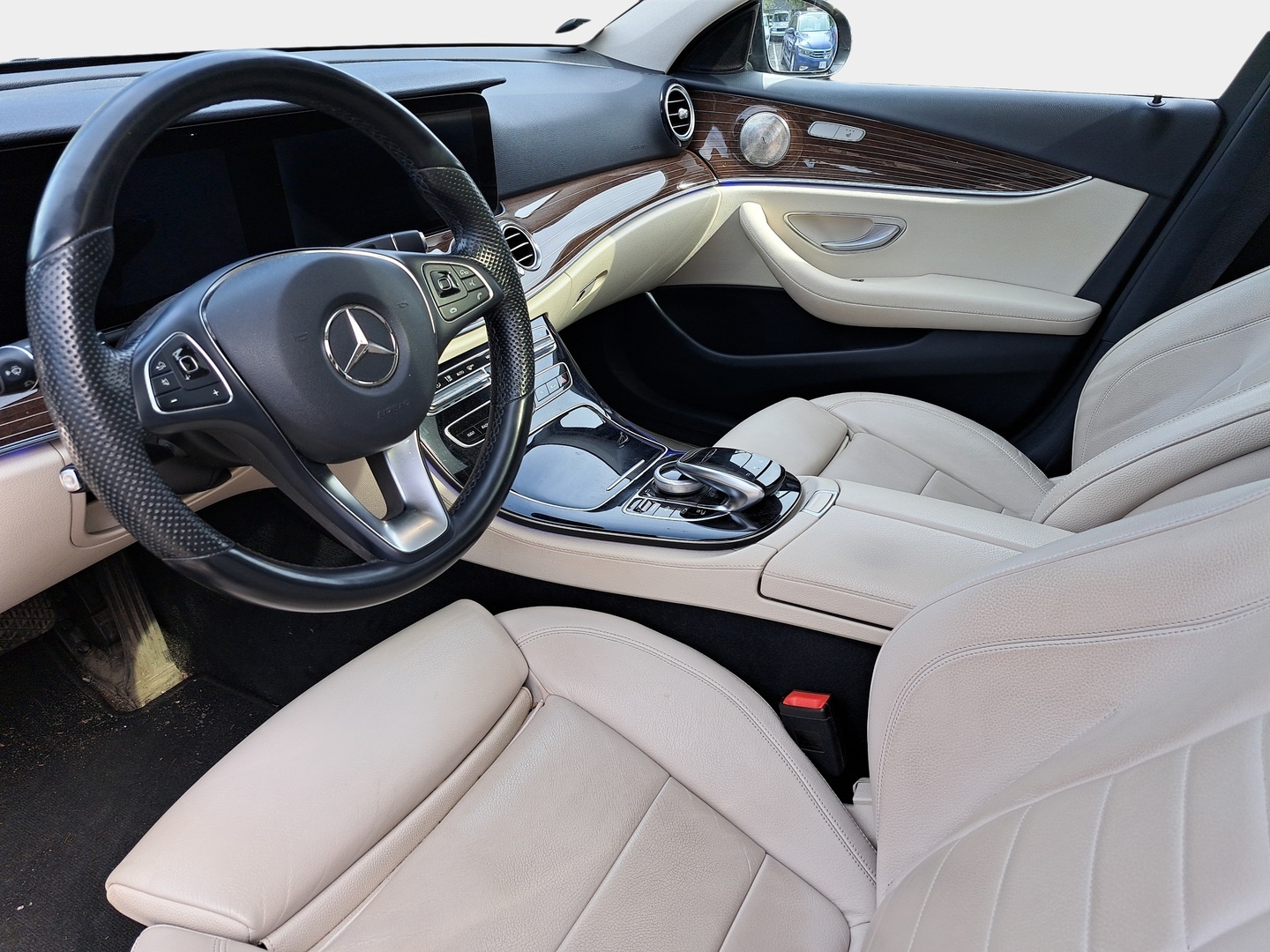 MERCEDES-BENZ E 2017