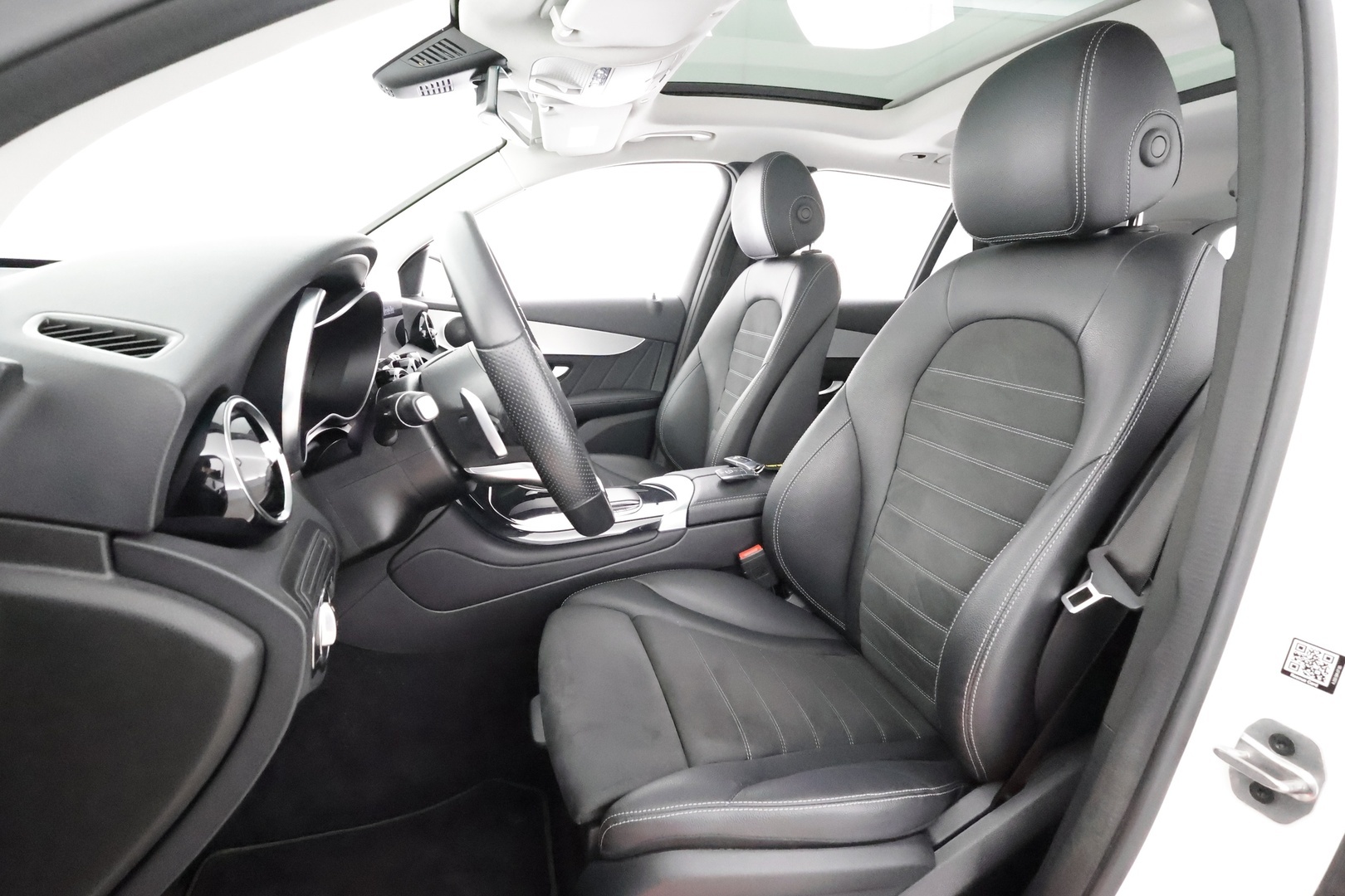 MERCEDES-BENZ GLC 2022