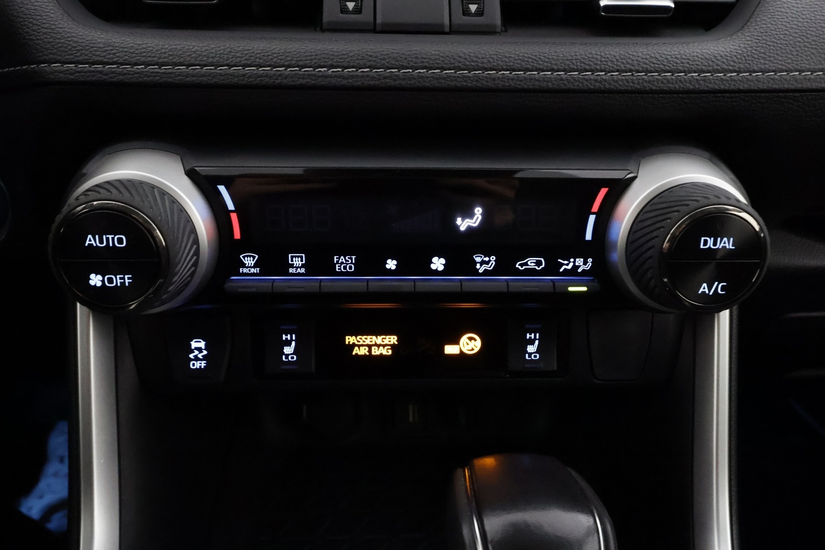 TOYOTA RAV4 2022