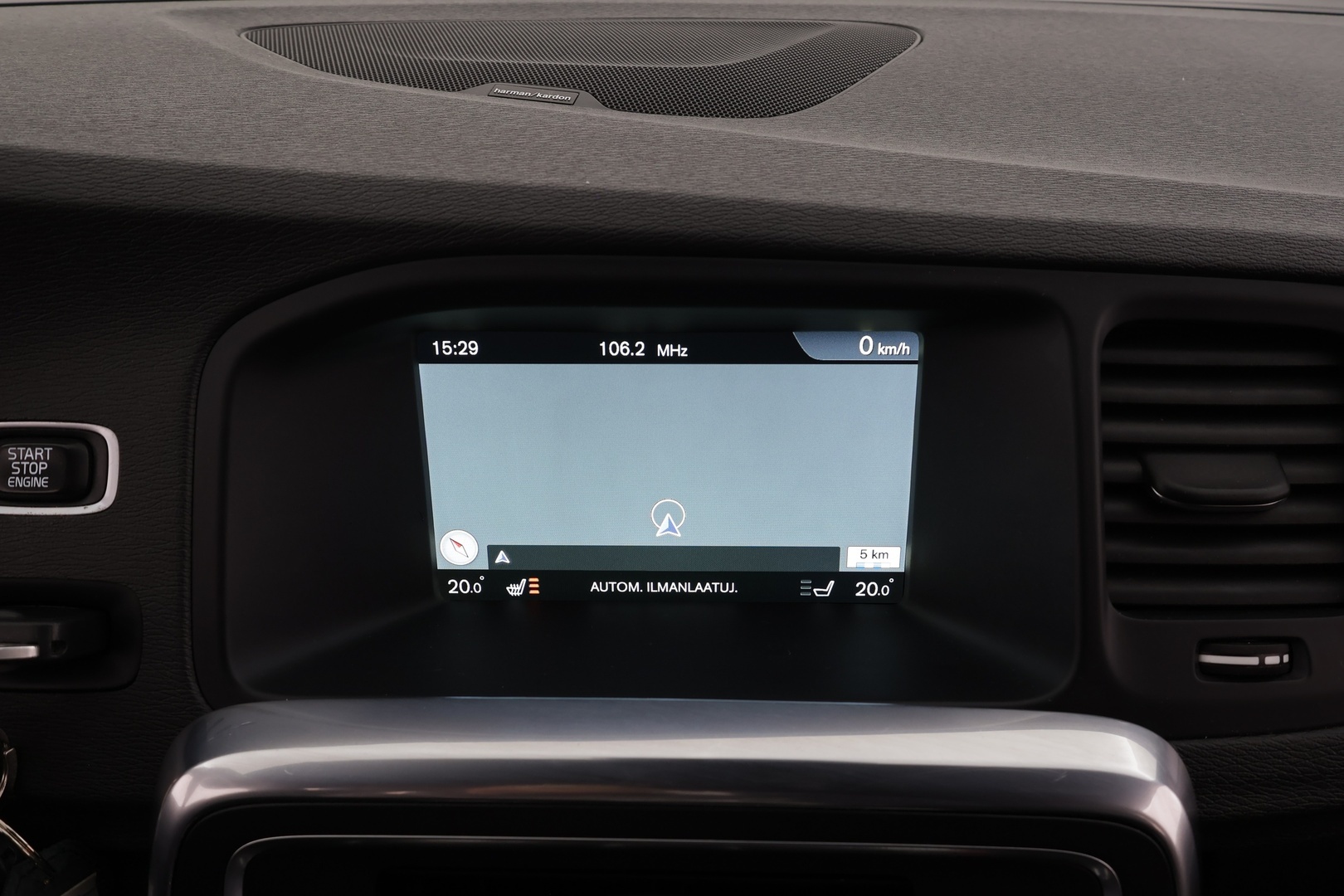 VOLVO V60 2017