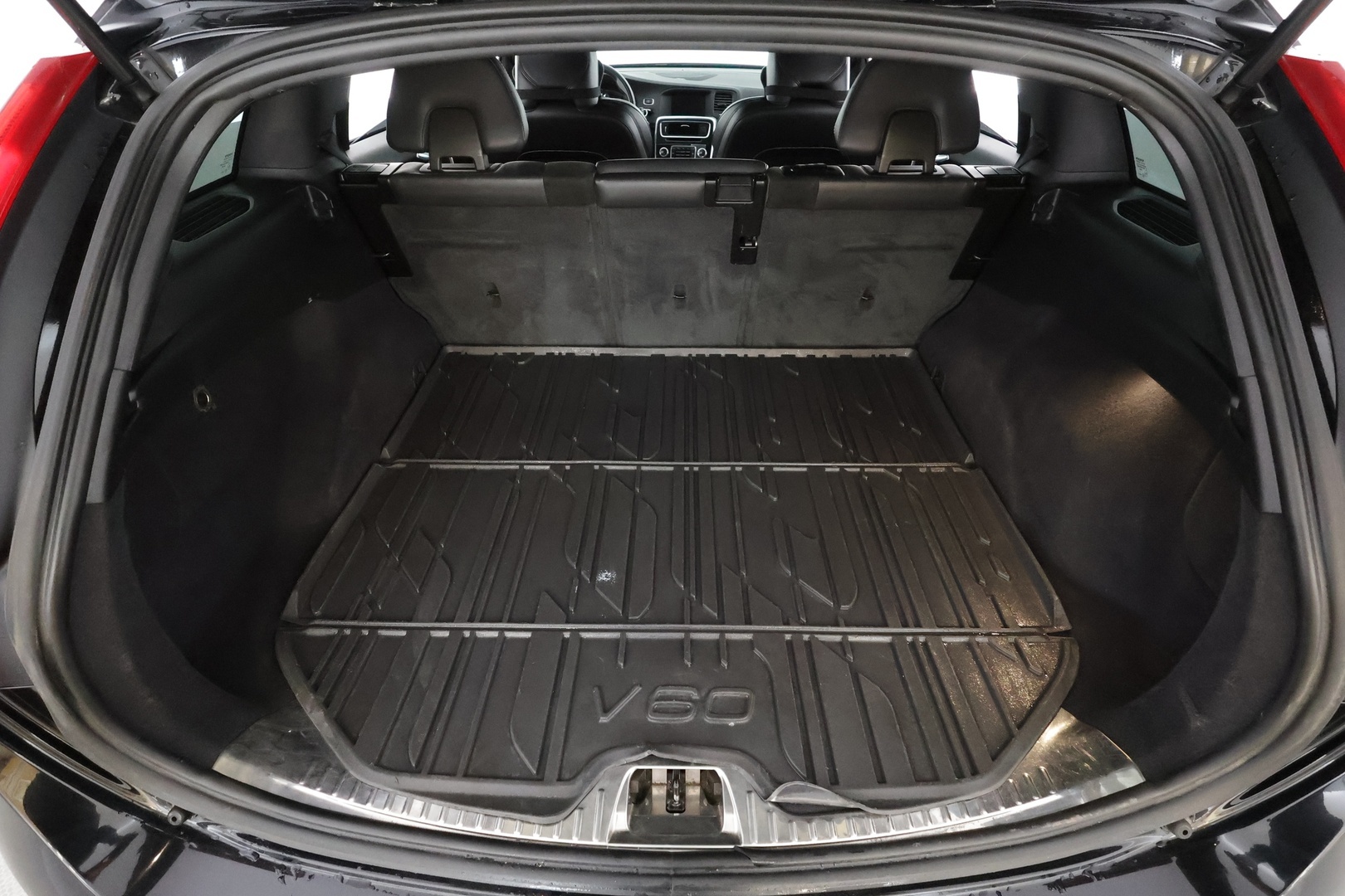VOLVO V60 2017