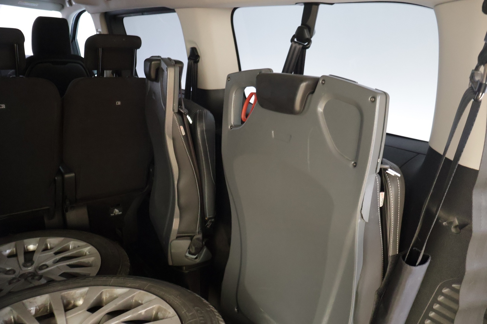 PEUGEOT Traveller 2020