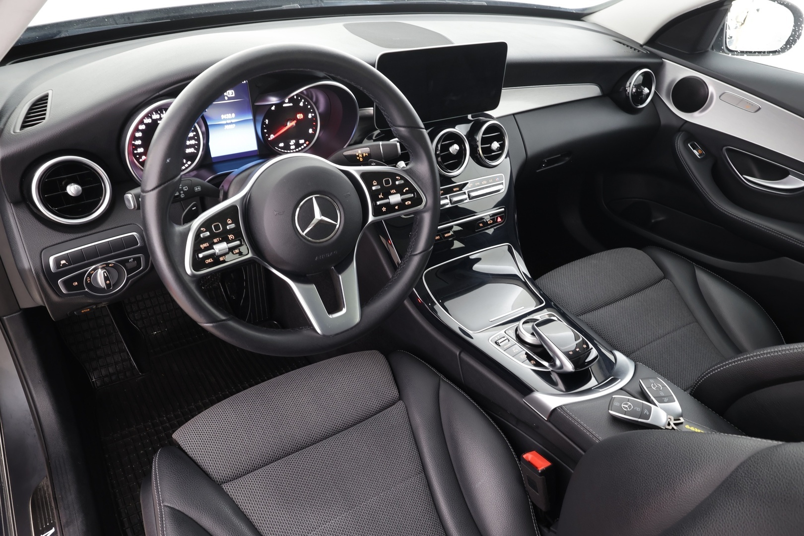 MERCEDES-BENZ C 2020