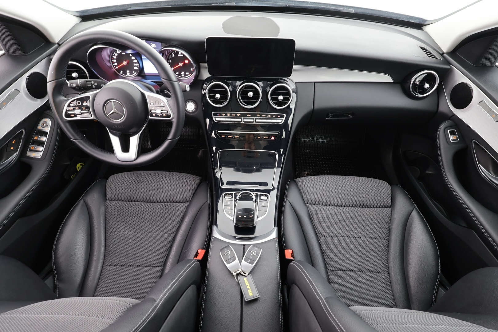 MERCEDES-BENZ C 2020