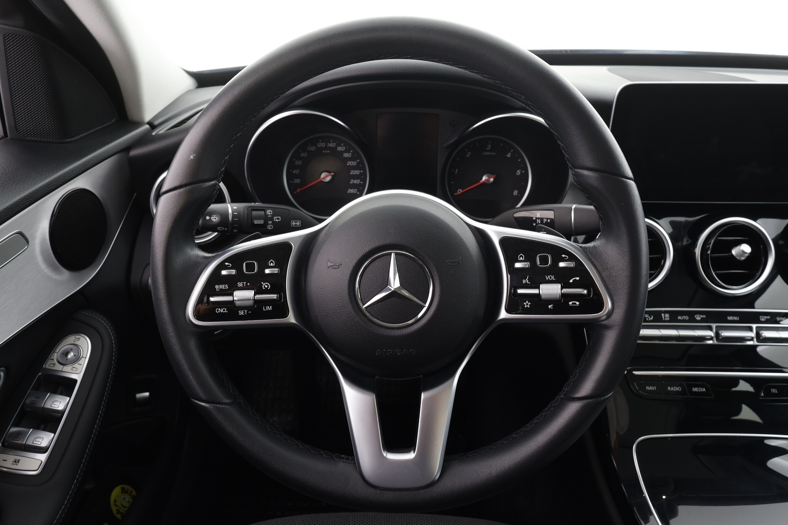 MERCEDES-BENZ C 2020