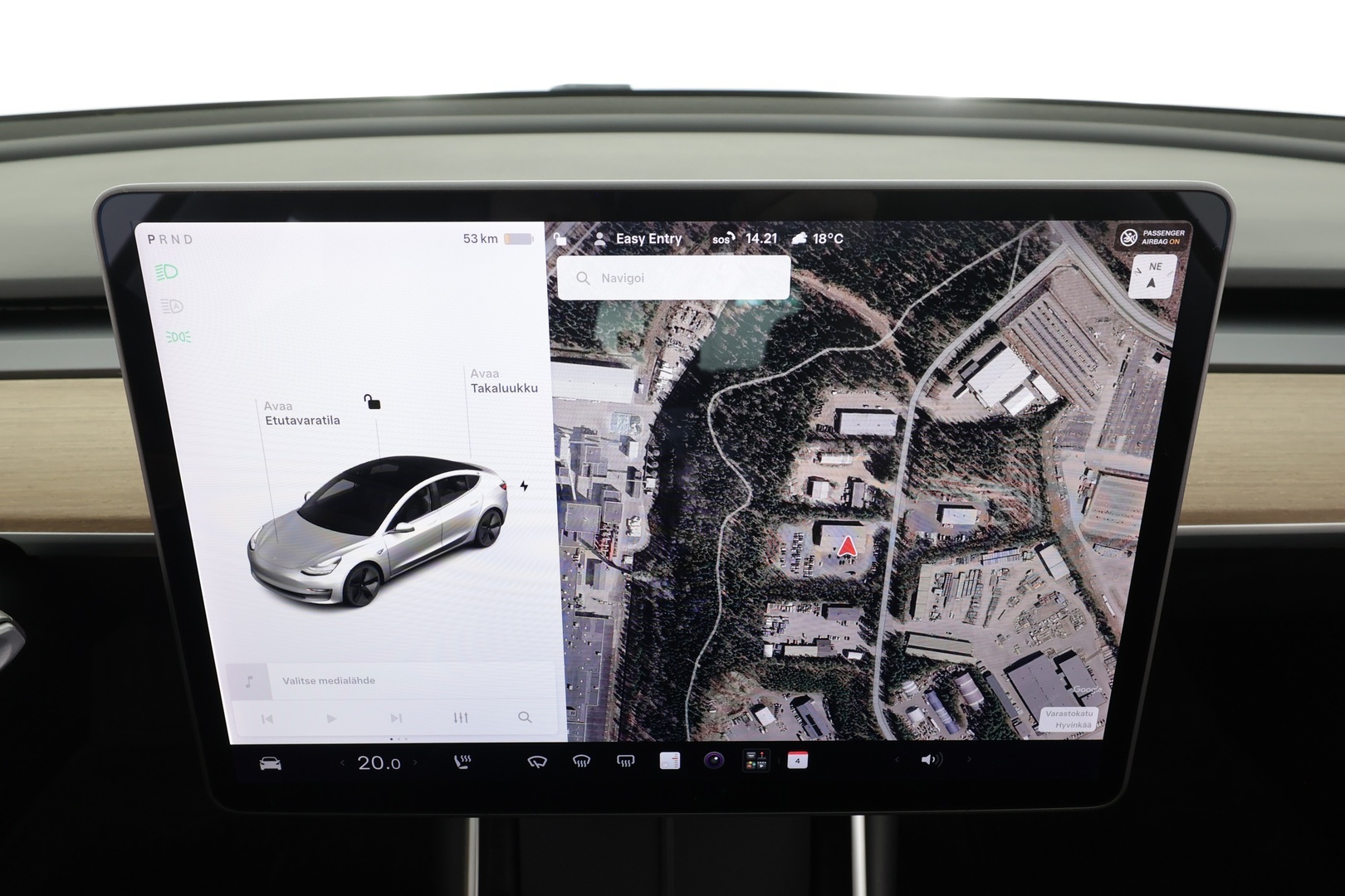 TESLA Model 3 2020