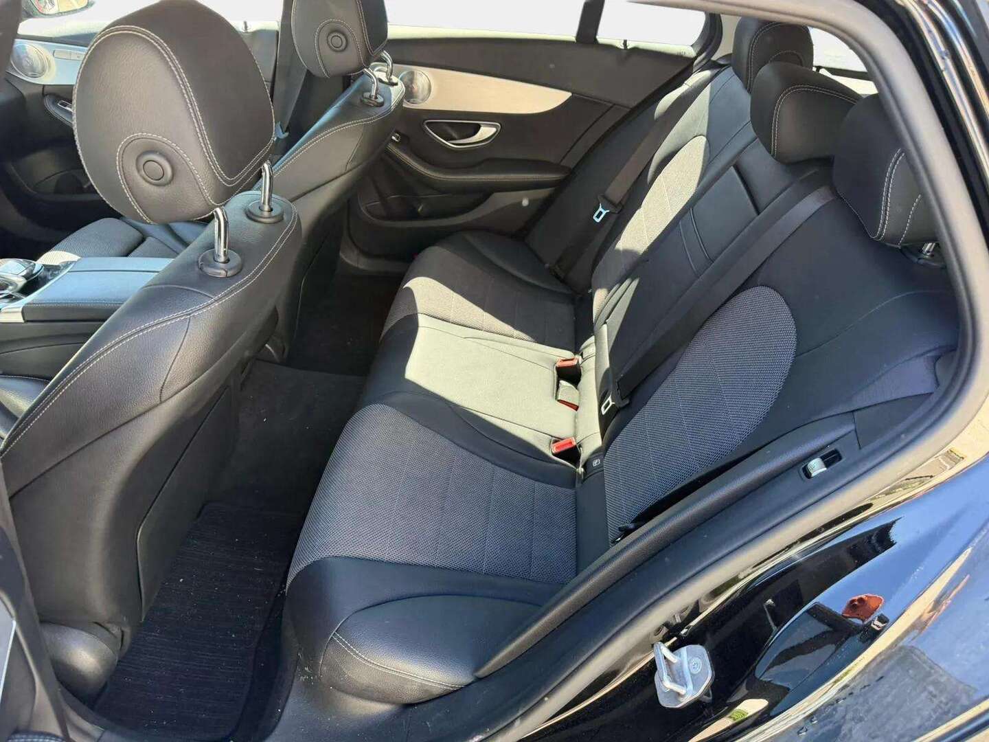 MERCEDES-BENZ C 2017